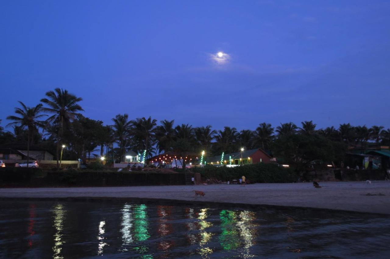 Amor By The Walk Stayss Morjim Exterior foto